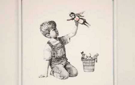 Banksy_Artwork_Helps_Integra_Secure_NHS_Southampton_Facility2