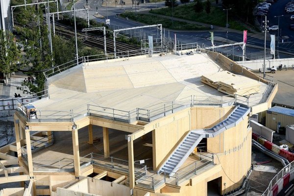 Lendlease___s____lego_like____timber_build_in_the_heart_of_the_Olympic_Park